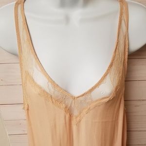 Lace, high low cami